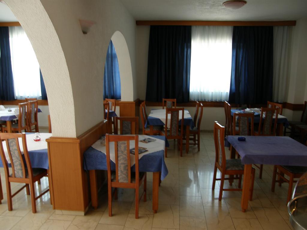 Guest House & Restaurant Adriatic Klek Exterior photo