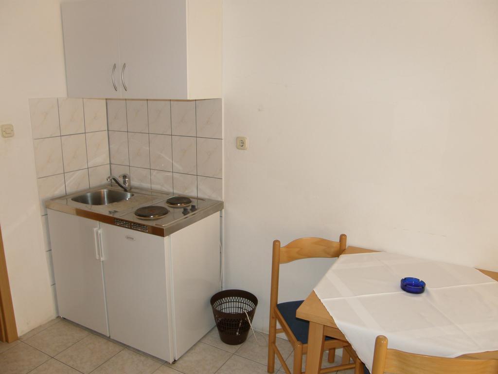 Guest House & Restaurant Adriatic Klek Exterior photo