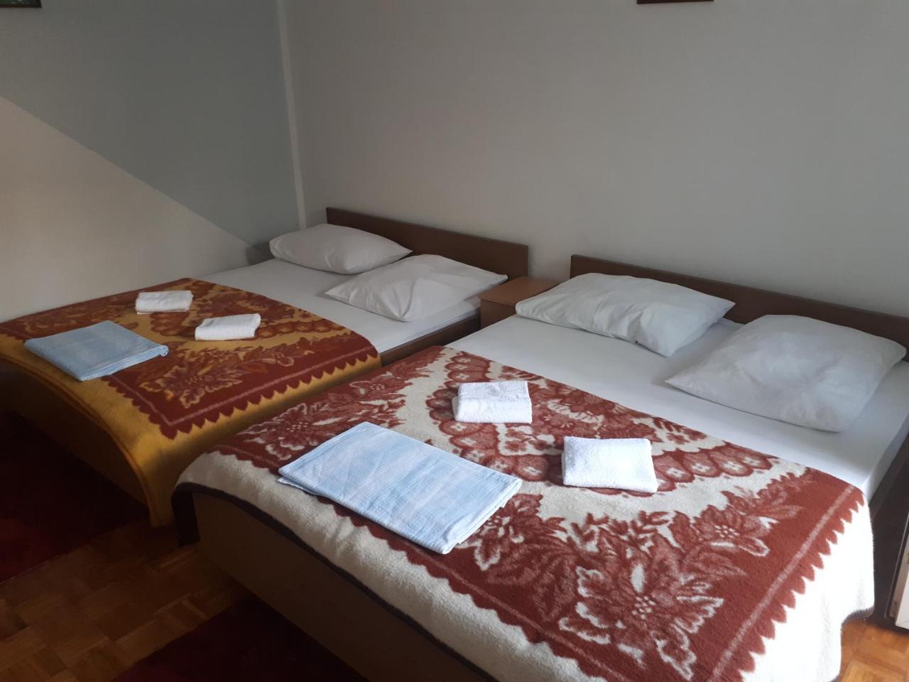 Guest House & Restaurant Adriatic Klek Exterior photo